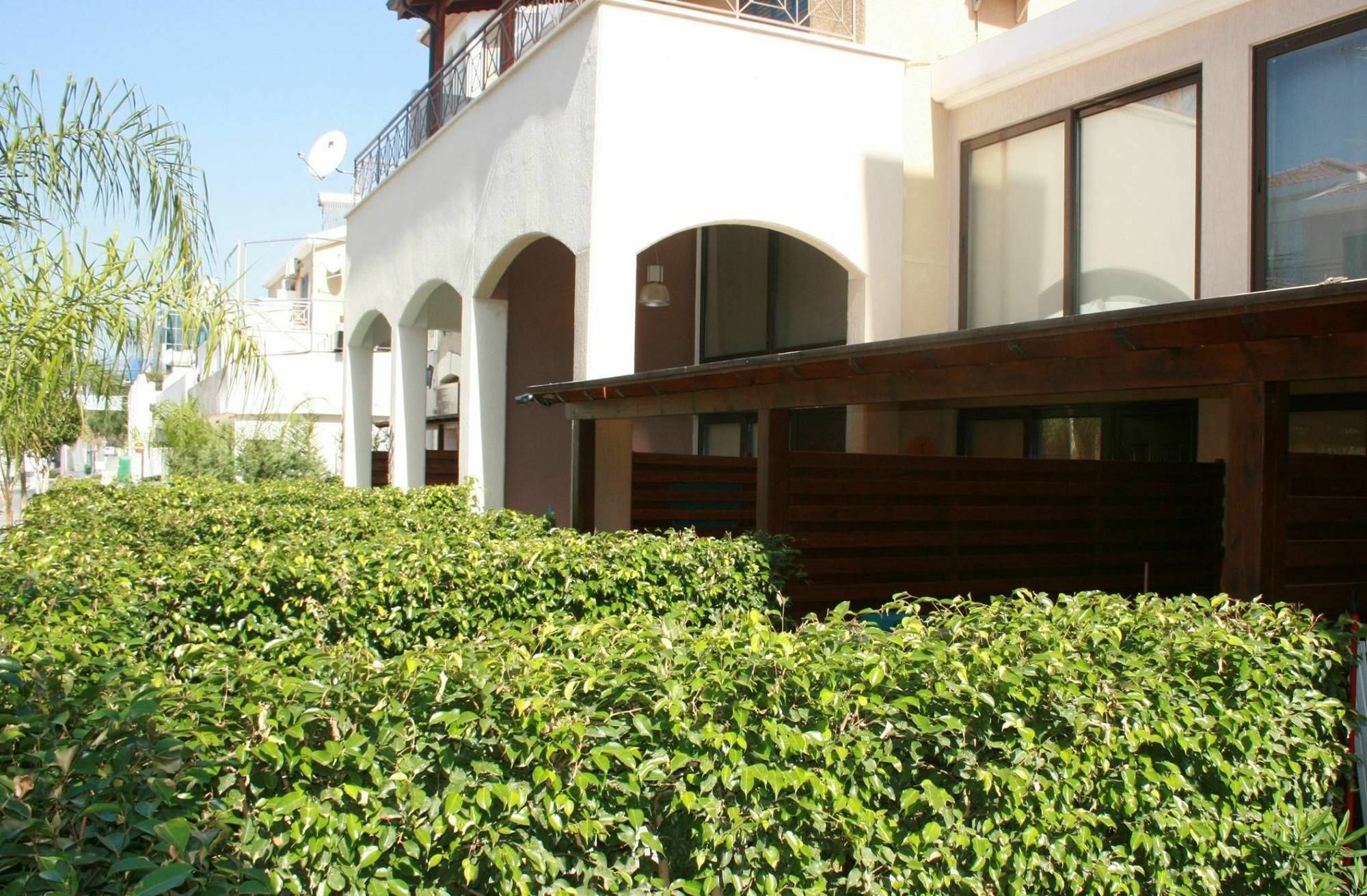 Sunrise Arches Apartments Limassol Exterior photo